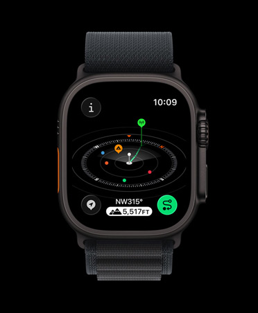 Apple Watch Ultra 3, musta väri, titaanikuori, Kompassi-appi, merkityt reittipisteet, musta Alpine-ranneke