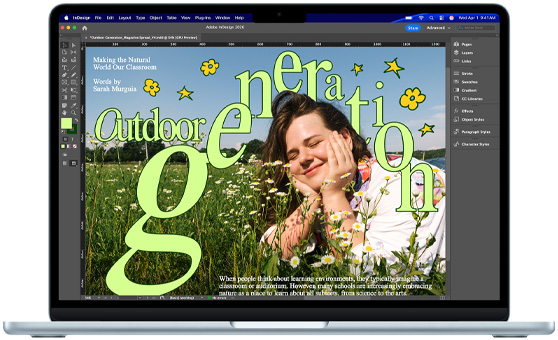 Ein MacBook Air mit einem Adobe InDesign Projekt